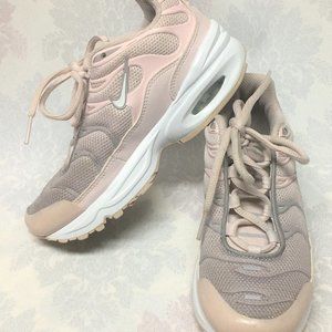 Youth Kids NIKE AIR MAX PLUS Girls Running Shoes Light Pink 848216-600 Size 1Y